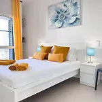 Windmill Hill Cozy Townhouse By Becherish