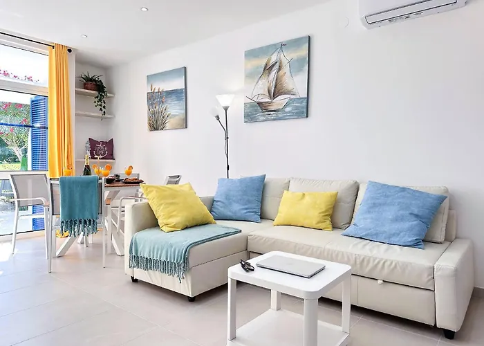 Дом отдыха Windmill Hill Cozy Townhouse By Becherish