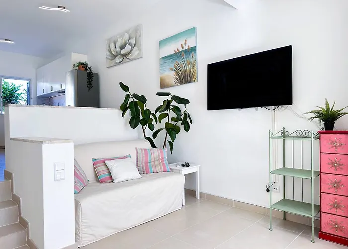 Windmill Hill Cozy Townhouse By Becherish Casa de Férias Albufeira