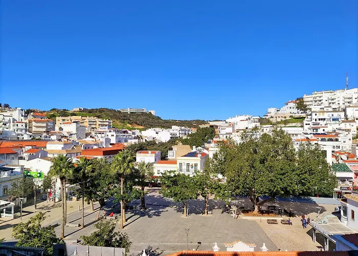 Windmill Hill Cozy Townhouse By Becherish Дом отдыха Албуфейра