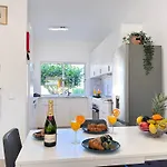 Windmill Hill Cozy Townhouse By Becherish Αλμπουφέιρα
