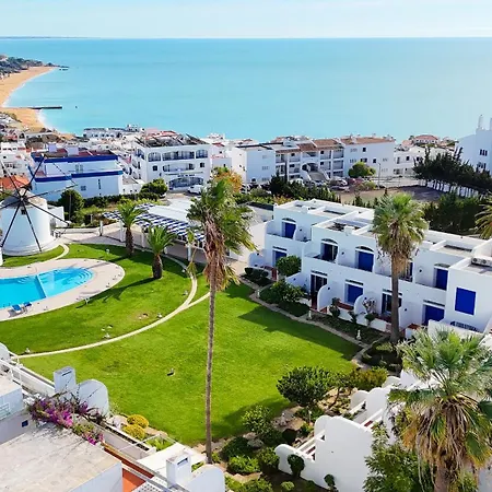 Tatil Evi Windmill Hill Cozy Townhouse By Becherish